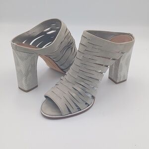 Donald J Pliner Kyisp Leather Block Heel Cutout Accent Mule ** Sz 7